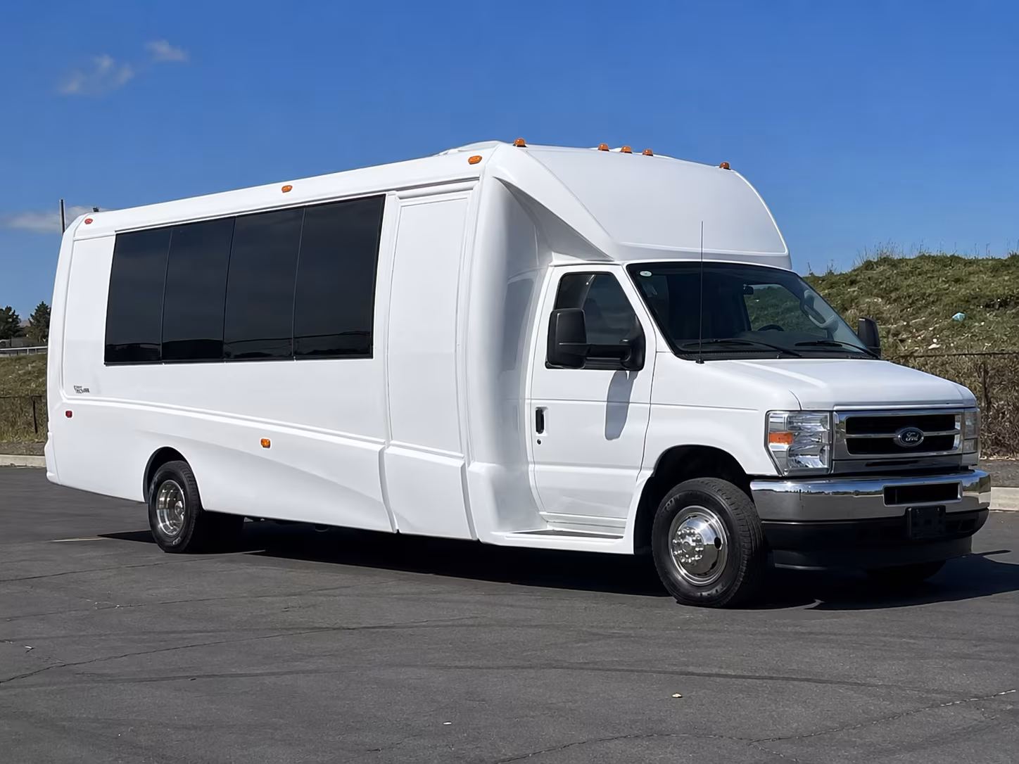columbia river gorge wineries gresham party bus rental