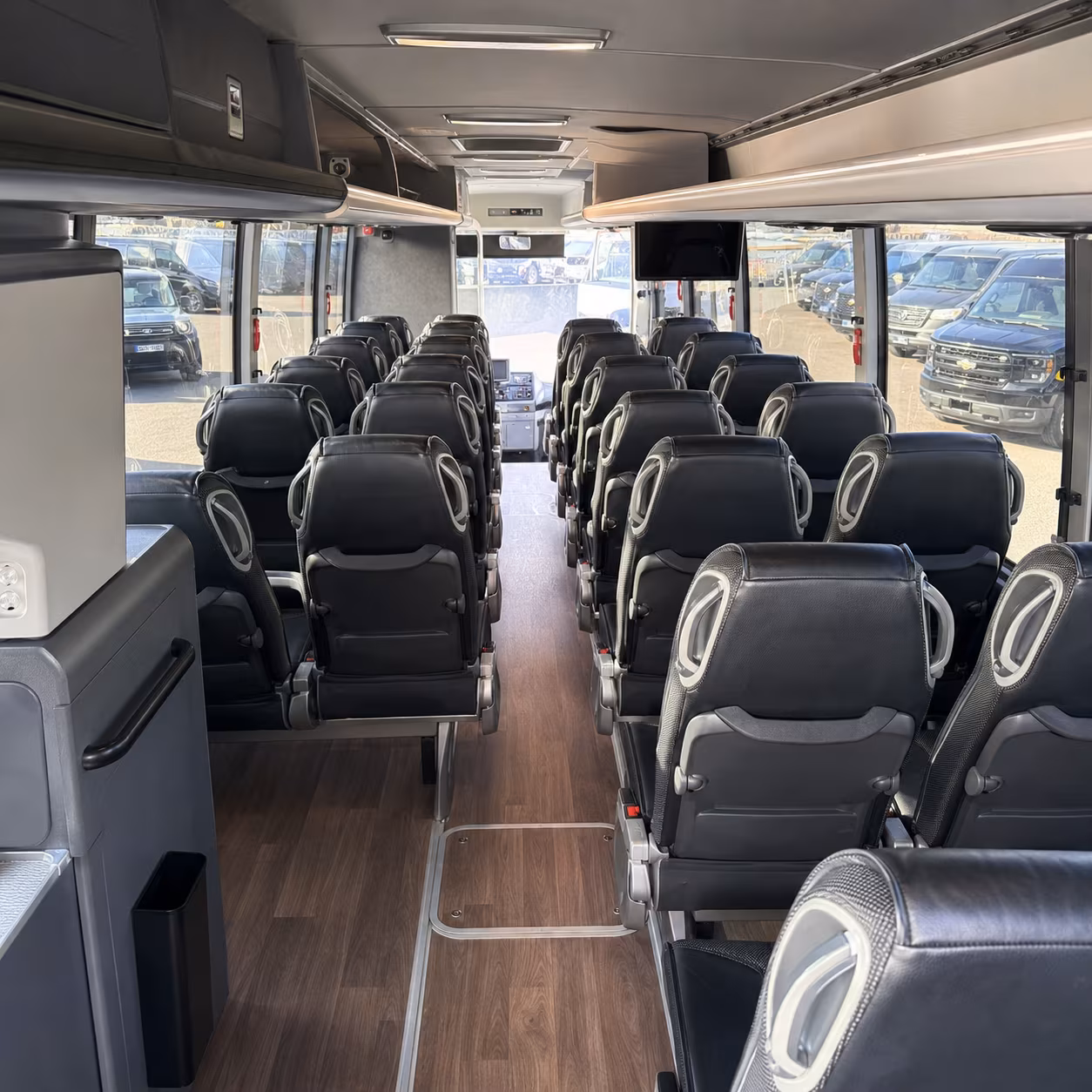 long distance charter bus rentals from gresham to portland and the willamette valley